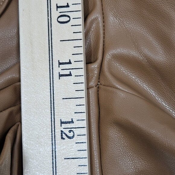 Altar’d State Faux Leather Shorts In Taupe Brown Women’s Size S NEW Relaxed - Picture 9 of 10